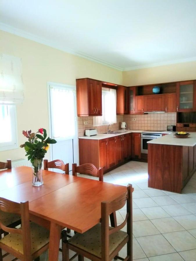 Lonelia'S Family Homes 莱夫基米 外观 照片